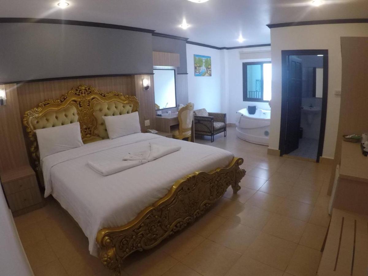 New Usouk Boutique Hotel Vientiane Exterior photo