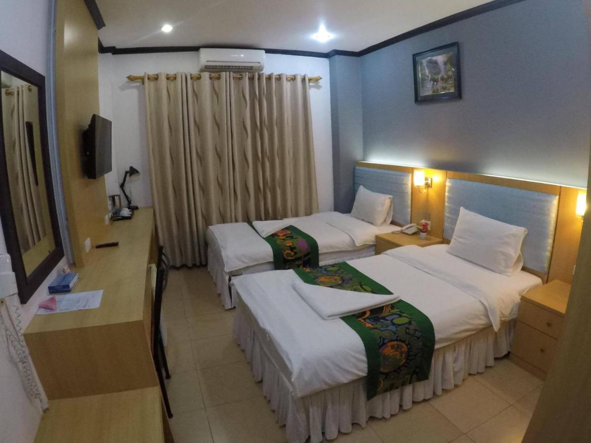New Usouk Boutique Hotel Vientiane Exterior photo